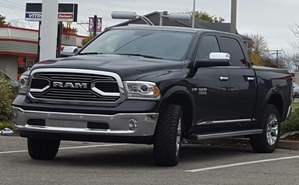 RAM 11-18 R2500 2/4WD PICK-UP