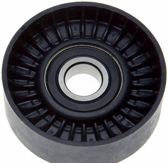 Tuulettajanhihnan kiristimen pyörä 06-13 GAT38015 V6 3,7L/ V8 4,7L sileä